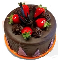 El Yapımı 2-3 Kişilik Yuvarlak Çikolatalı Yaş Pasta pasta