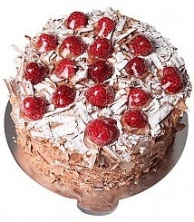 Unutulmaz Lezzet Deneyimi 6–9 Kişilik Çikolatalı Frambuazlı Yaş Pasta pasta